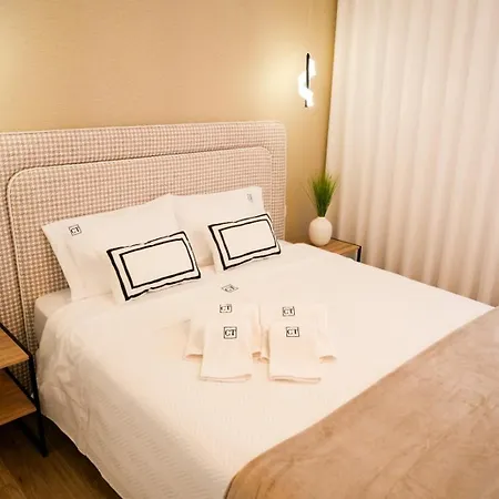 Traineirinha Com 2 Quartos E Parque Privado شقة