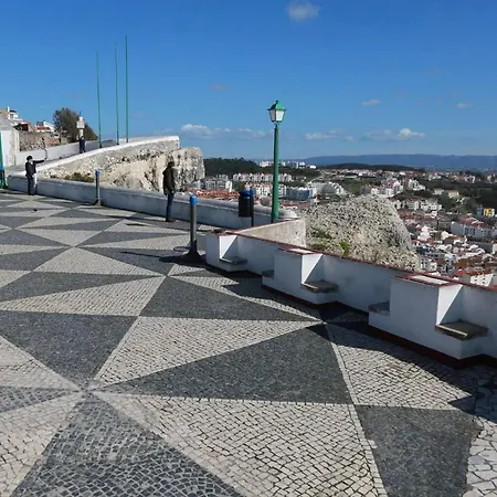 Traineirinha Com 2 Quartos E Parque Privado شقة